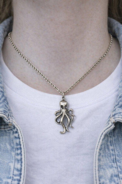 HER ŞEY NOTA www.herseynota.com ديب أوكتو – قلادة فضية اللون للجنسين بتصميم ا...