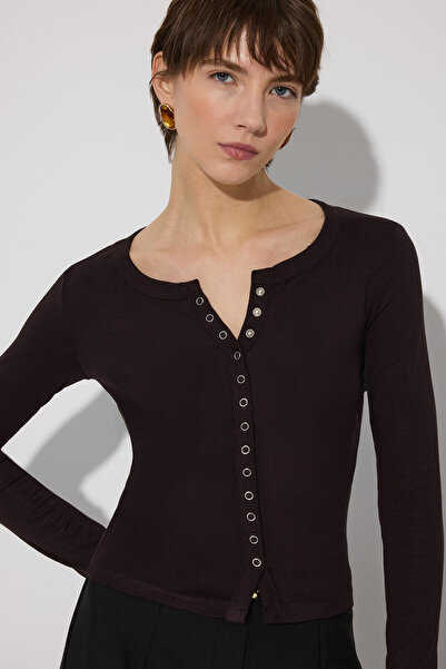 Touché Privé Front-Fastened Long Sleeve Bodysuit