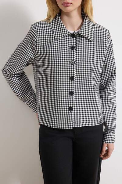 Trendyol Collection Black and White Mini Plaid Buttoned Lined Comfortable Fit...