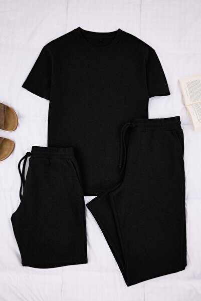 Trendyol Collection Μαύρο Σετ Φόρμας με Ανάγλυφη Υφή 3 Τεμαχίων Κανονικής Εφα...