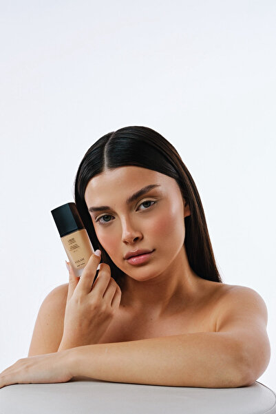 S'GLAM Liquid Foundation – MEDIUM