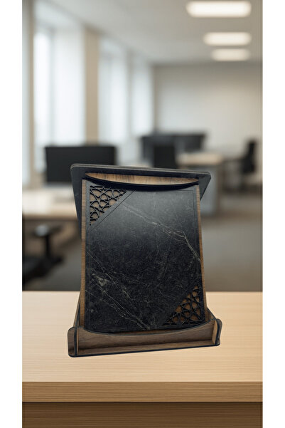 nomika hediye Kişiye Özel Ahşap Klasik ve Şık Masaüstü Plaket