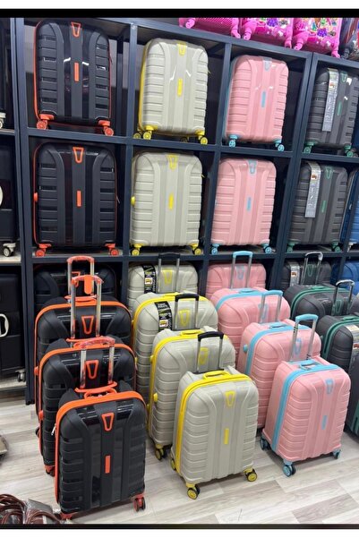 leon First Polo’s Kırılmaz silikon valiz