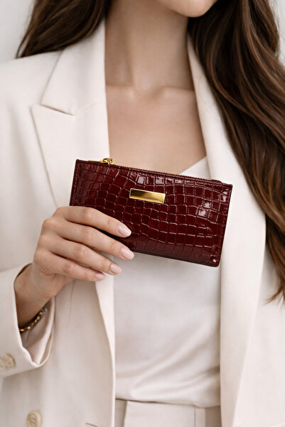 Newish Polo Crocodile Pattern Look Basic Wallet with Gold Zipper