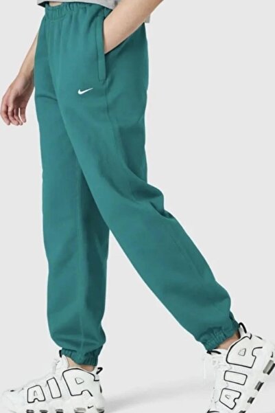 Nike Pantaloni de trening Solo Swoosh din fleece, din bumbac, cu croială leje...