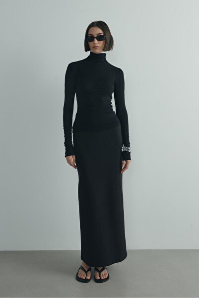 Suud Collection Siyah Boğazlı Tensel Body