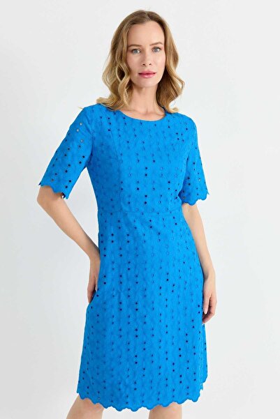 Selen Giyim Sıfır Yaka Kısa Kol Brode Elbise / MAVİ