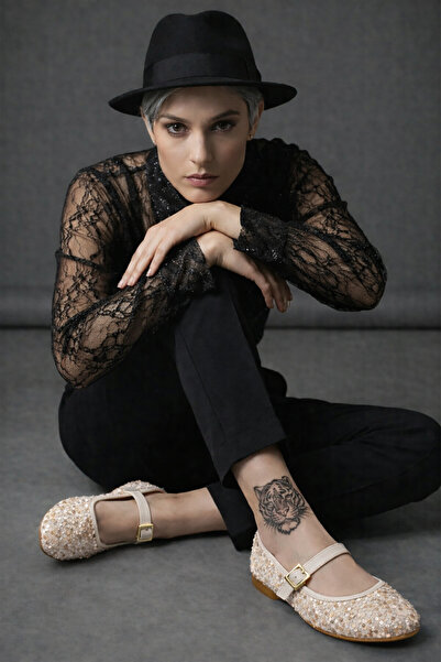 Behtah Kundura حذاء باليه نسائي أنيق للاستخدام اليومي مزين بتفاصيل من الترتر ...