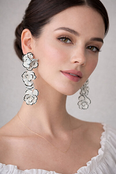 She Combines White Black Detailed Flower Design Long Brand Earrings
