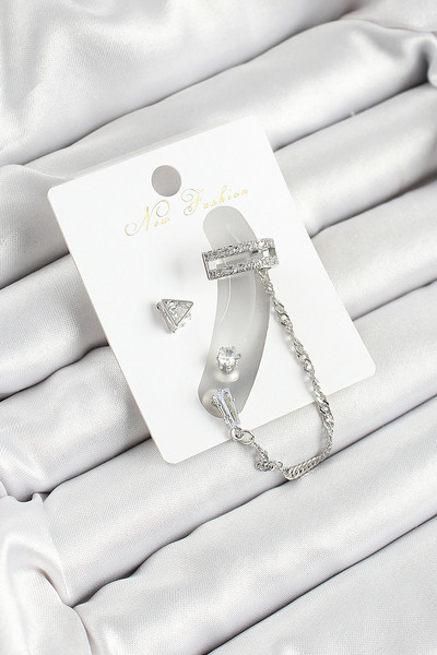 Skygo طقم أقراط نسائية من حجر الزركون على شكل مثلث من النحاس باللون الفضي مكو...