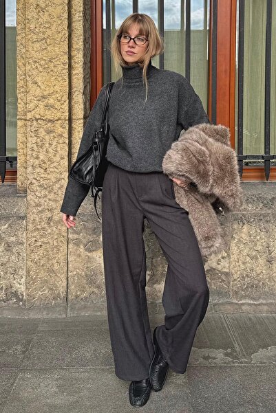 Bershka Oversize balıkçı yaka kazak