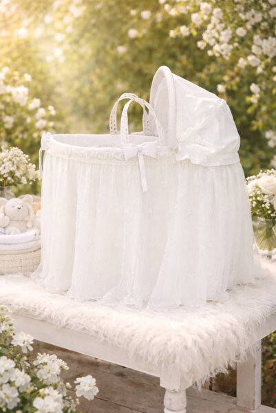 Funna Baby LuxeNest Premium Moses Basket