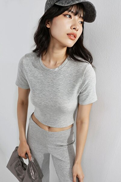 Hiccup Top scurt elastic BUSEM cu guler rotund