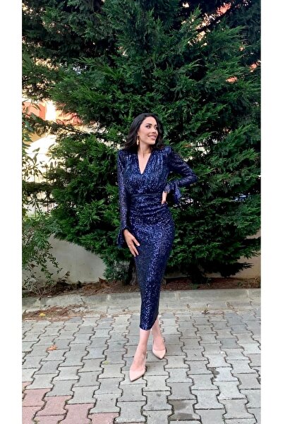 Sultan Ekşioğlu Tasarımı Vatkalı Büzgülü Payetli Abiye Elbise