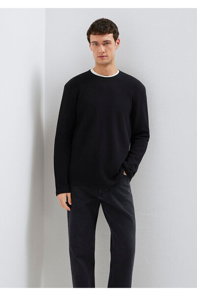 Mavi Tricou de bază negru cu mânecă lungă, cu croiala normală 0611925 -900