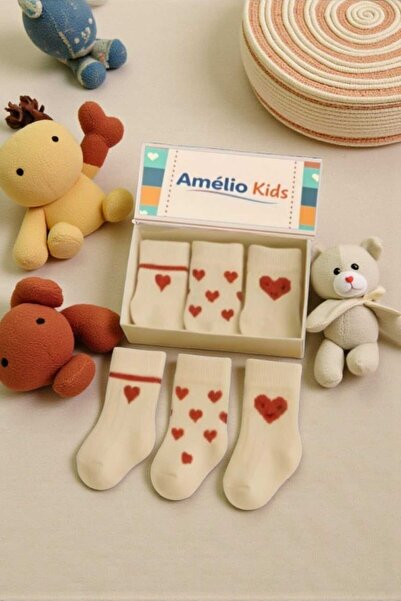 Amélio Kids 3'lü Kutulu Yenidoğan Kalp Desenli Havlu Soket Çorap