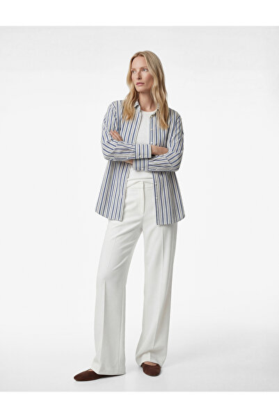 Koton Rahat Kalıp Düğmeli Klasik Yaka Uzun Kollu Viskon Gömlek