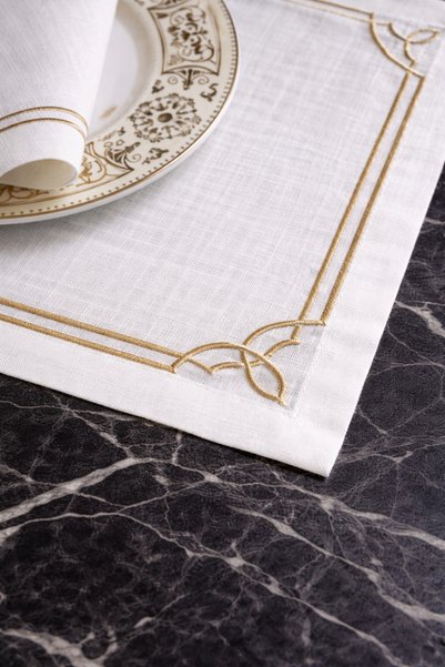 caka home design 2-Piece Gold Glitter Embroidered Linen Effect American Service Set