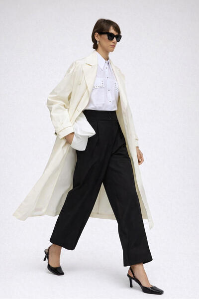 Touché Privé High Waisted Pleated Pants