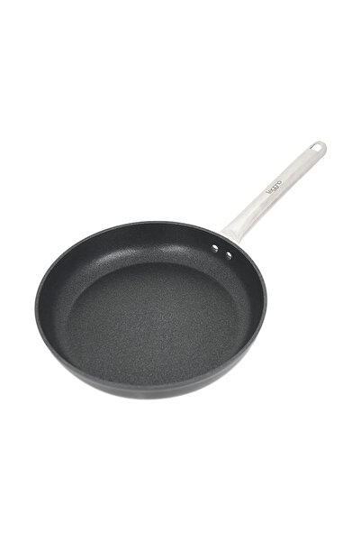 Leggno Master Titanium Tava 24 cm Siyah