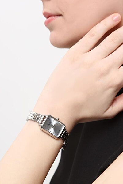 OQQO Luna Full Silver Cord Women Wrist Watch