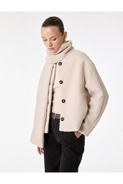 Koton Buttoned Pocket Long Sleeve Short Scarf Plush Coat