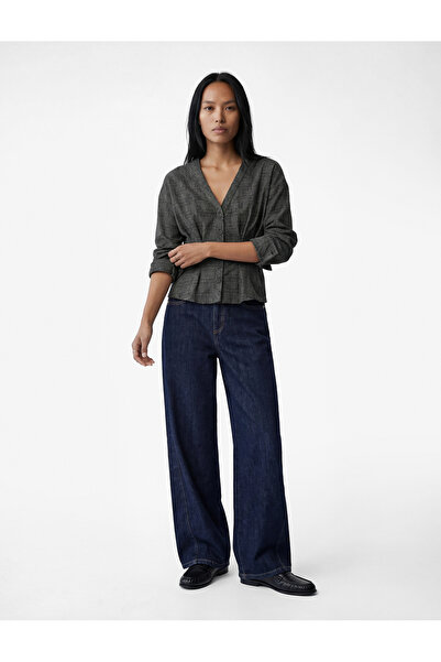 Koton Cămașă în carouri cu mâneci lungi, cu decolteu în V, cu detaliu cu cleme