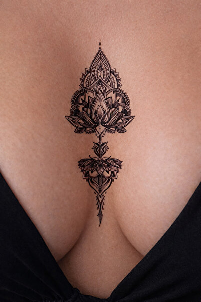 TAKIŞTIR Göğüs Arası Geçici Lotus Figürlü Orta Boy Dövme Tattoo