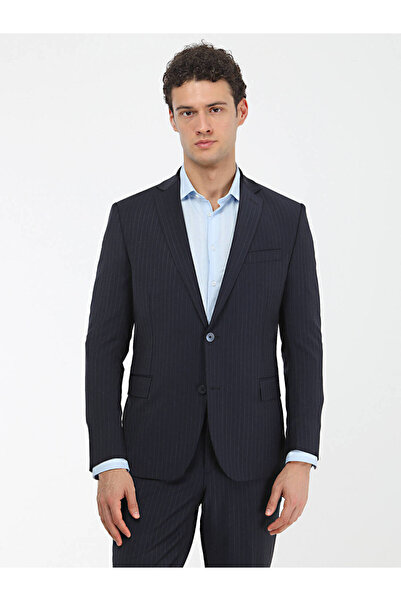 Kip بدلة رجالية مخططة بتصميم بسيط - مناسبة للعمل والمناسبات الخاصة