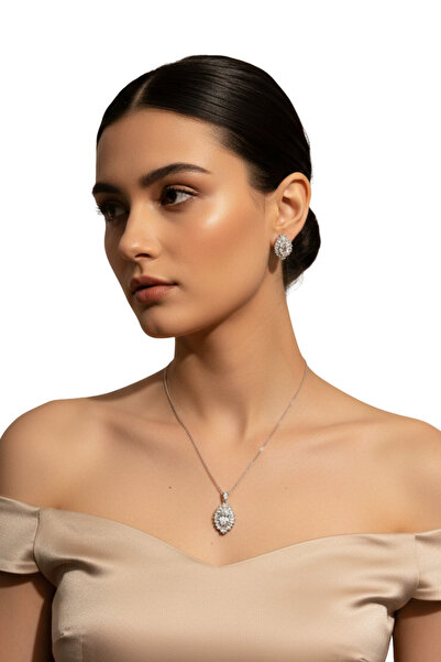 Lingerie and Fashion Style Accessory set