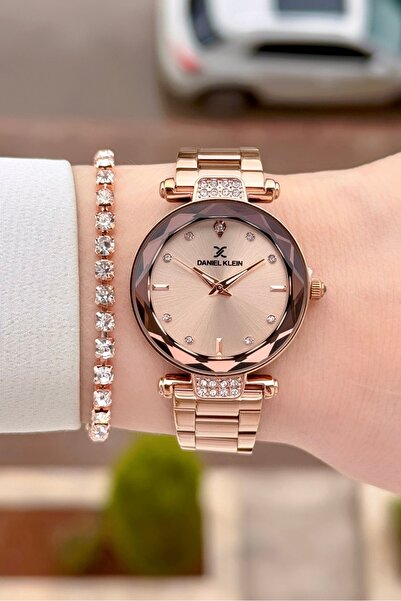 Daniel Klein Bronz Renk 2 Yıl Garantili Kesme Camlı Kadın Kol Saati Ve Bileklik