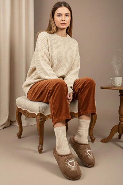 GEZER Χειμερινές Παντόφλες Σπιτιού-Χαλιού με Κεντητό Σχέδιο Καρδιάς, Άνετη Σό...