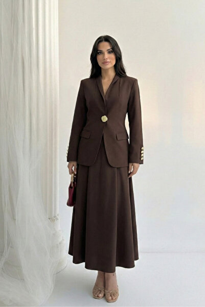 Potenza Set dublu pentru femei, cu detaliu elegant cu nasturi, cu guler ridic...