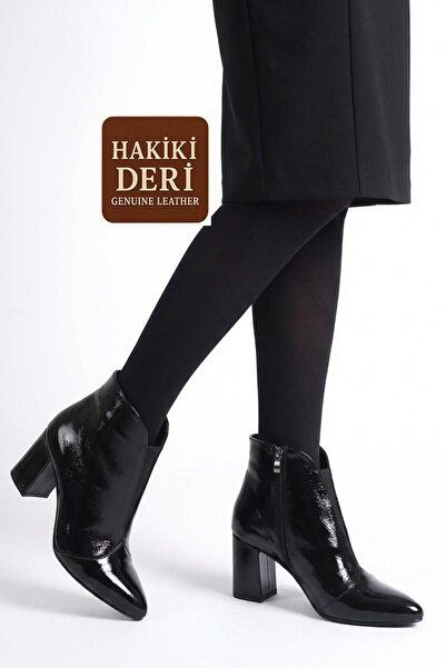 Modabuymus Черни ежедневни ботуши с дебел ток от лачена кожа Lavi