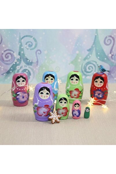 MEKs 4 ماتريوشكا خشبية