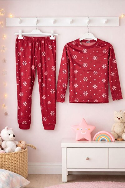 DOFİ Girl's Red Super Soft Pajama Set - Penguin and Snow Print
