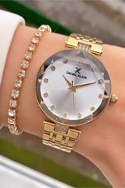 Daniel Klein طقم ساعة وسوار وقلادة نسائي – كريستال ذهبي/أسود – علبة هدية