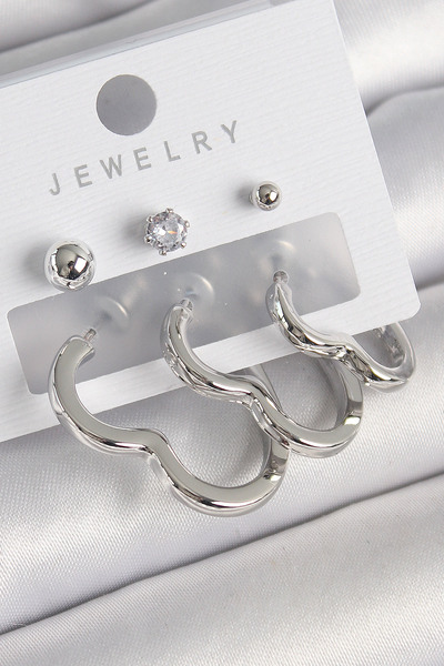 Skygo طقم أقراط نسائية من النحاس الفضي اللون على شكل قلب وحجر الزركون - TJ-BK...