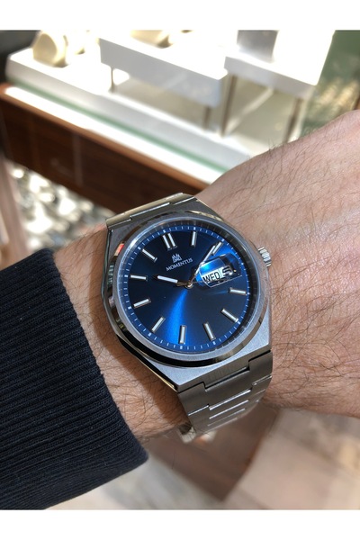 Momentus Titanium Calendar Phosphorescent Butterfly Clip Waterproof Men's Wri...