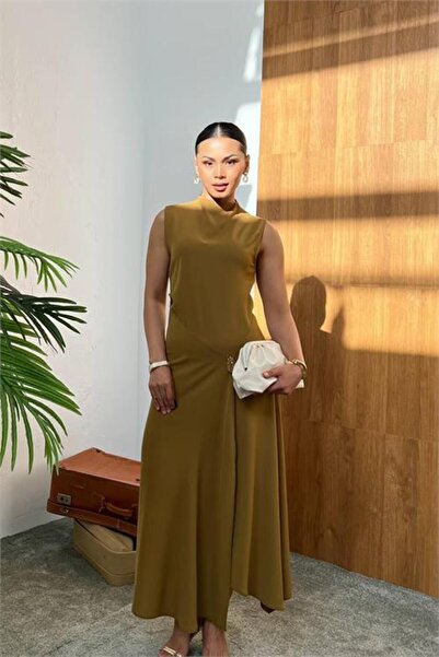 Neşeli Butik Women's Green Thick-Strap Midi Length Slit Dress with Gold Buckl...