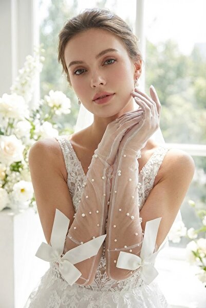 Hobigram Pearl Whisper Pearl Detailed Long Tulle Opera Gloves |   Elegant Spe...