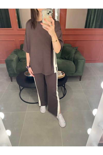 Liora by Esra Yan Şeritli Eşofman Takımı