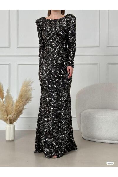 Modafeminen Rochie lungă cu paiete și detaliu la spate, cu umplutură la umeri...