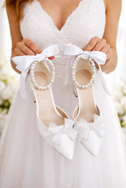 Famels High-Heeled Shoes with Ankle Pearls and Replacement Heels, Bow on the ...