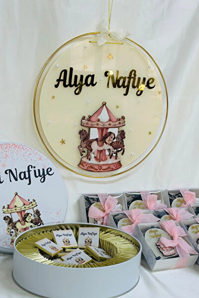 RetroLazer Figürlü Bebek Odası Pleksi Hastane Bebek Kapı Süsü İsimlik Makrome 30x30