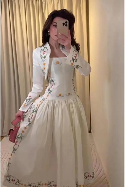 Genenic فستان زاهي انيق ابيض بزهور