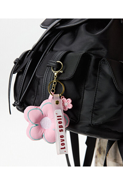 Twist ÇİÇEKLİ VE SLOGANLI ANAHTARLIK