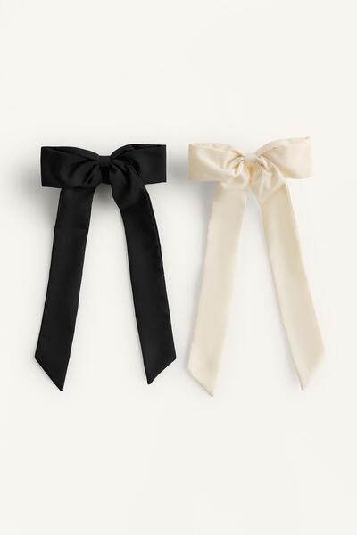 Oysho 2 adet fiyonklu saç tokası