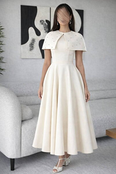Calissa Store Elegant soft off-white dress