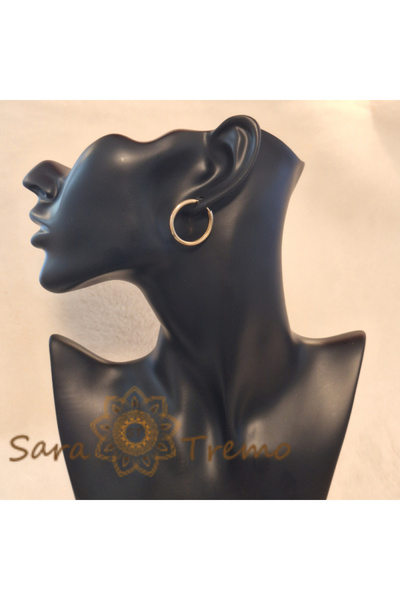 SaraTremo Round Earrings 2.3 cm – Elegance and Superior Quality